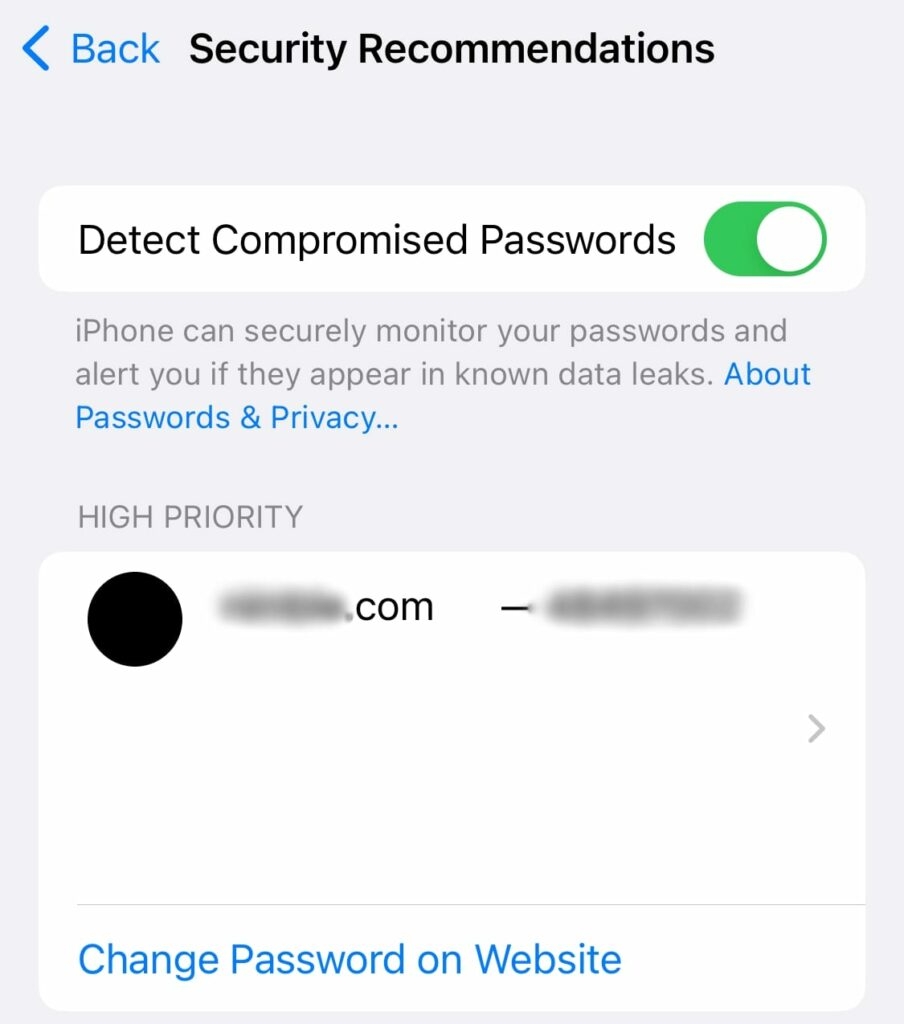 Fix: "This Password Appeared In A Data Leak" on iPad/iPhone