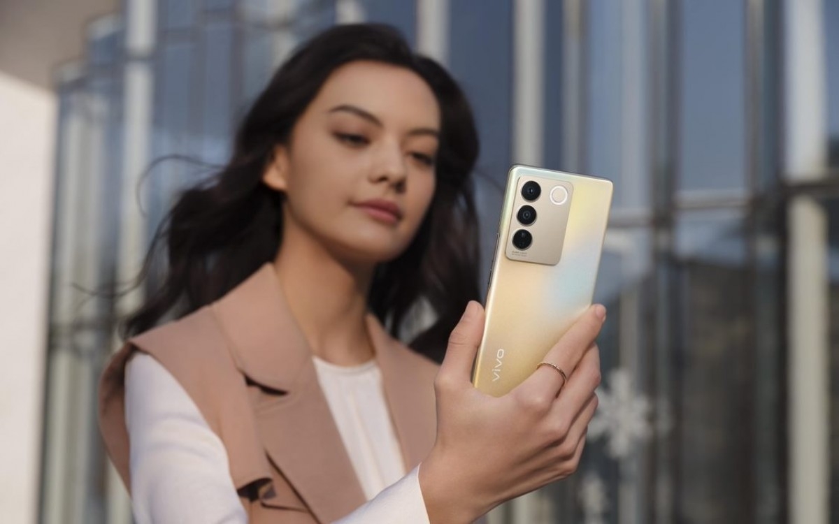 Vivo V27 Series With Color Changing Rear Panel Launched In India Vivo V27 Series With Color Changing Rear Panel Launched In India