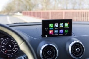 7 Must-Have CarPlay Apps for iPhone that You Must Use While Driving