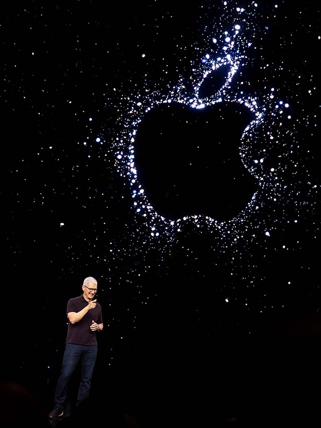 WWDC 2023: Vision Pro, MacBook Air 15, iOS 17 & More