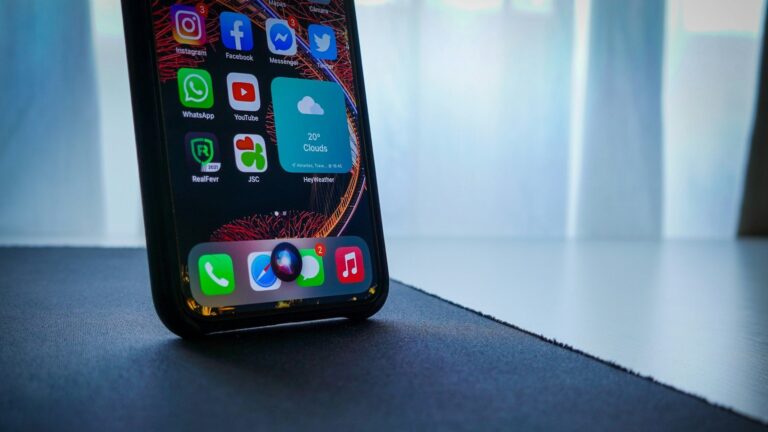 Apple Siri