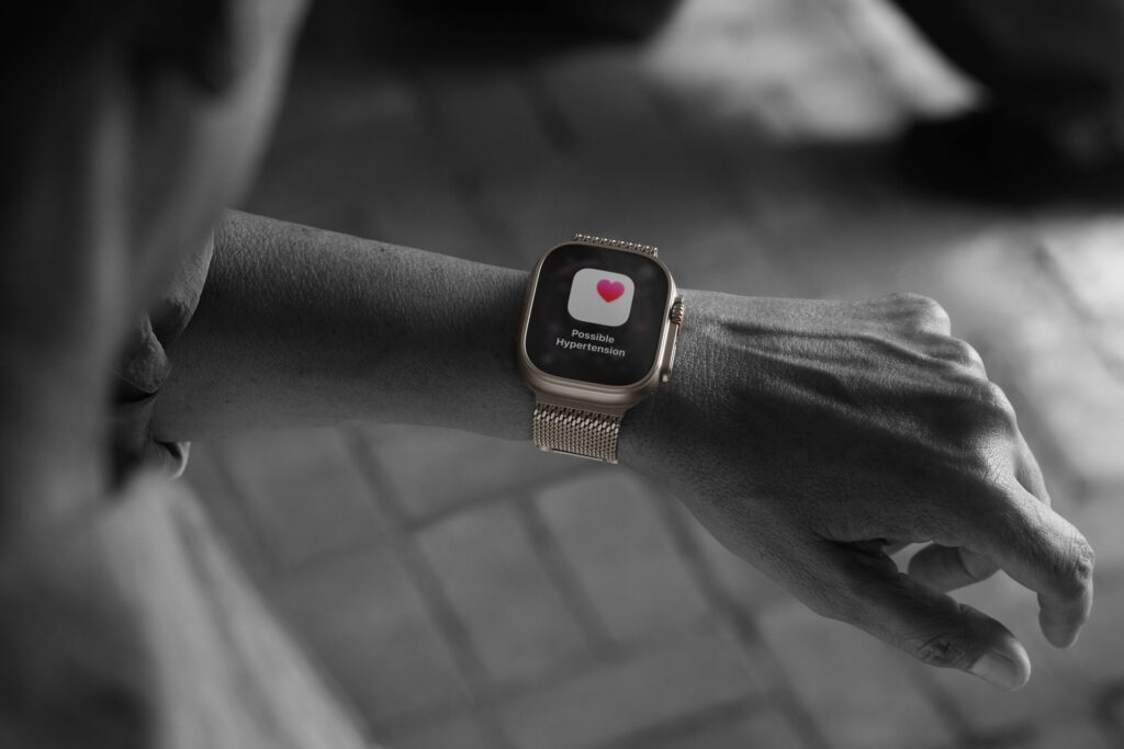 Apple Watch Ultra 3 hypertension notification