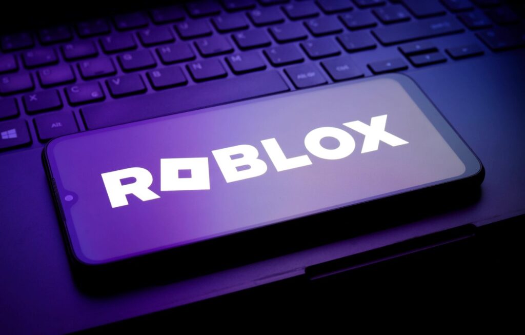 Top 10 Open-World Games Like Roblox - 2